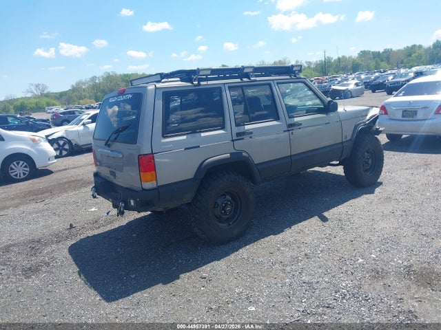 Продажа на аукционе авто 2000 Jeep Cherokee Sport, vin: 1J4FF48S3YL262783, номер лота: 44957391