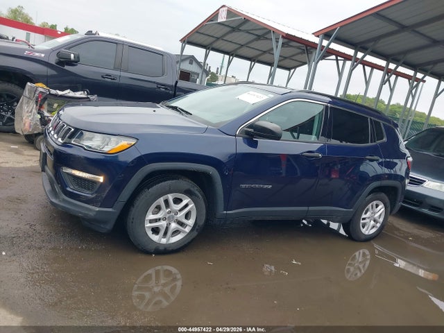 44957422 :رقم المزاد ، 3C4NJCAB5LT102504 vin ، 2020 Jeep Compass Sport Fwd مزاد بيع