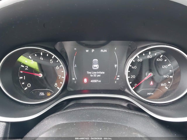 44957422 :رقم المزاد ، 3C4NJCAB5LT102504 vin ، 2020 Jeep Compass Sport Fwd مزاد بيع