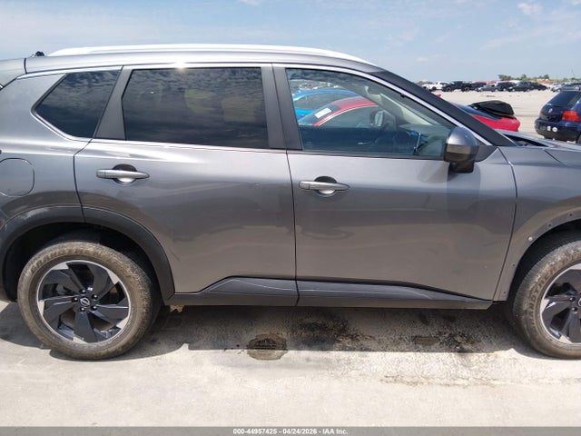 JN8BT3BA5SW011023 Nissan Rogue Sv Fwd