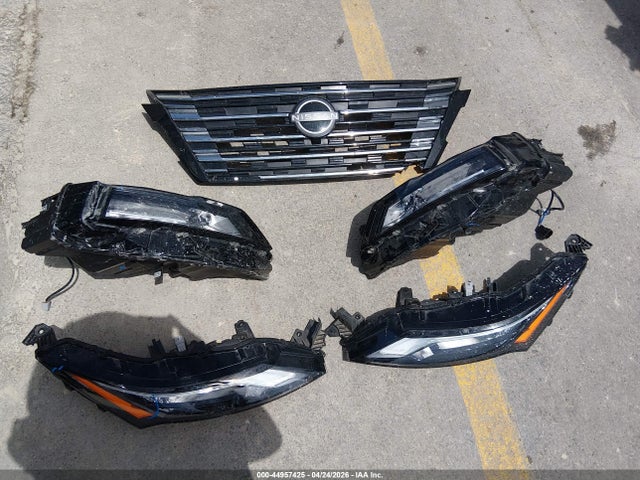 JN8BT3BA5SW011023 Nissan Rogue Sv Fwd