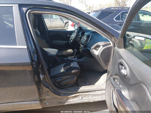 Jeep Cherokee Latitude 2014 1C4PJMCS0EW124340 Image 5