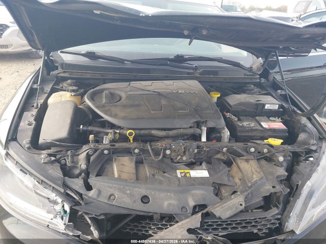 Продаж на аукціоні авто 2015 Chrysler 200 C, vin: 1C3CCCCG3FN524841, номер лоту: 44957436