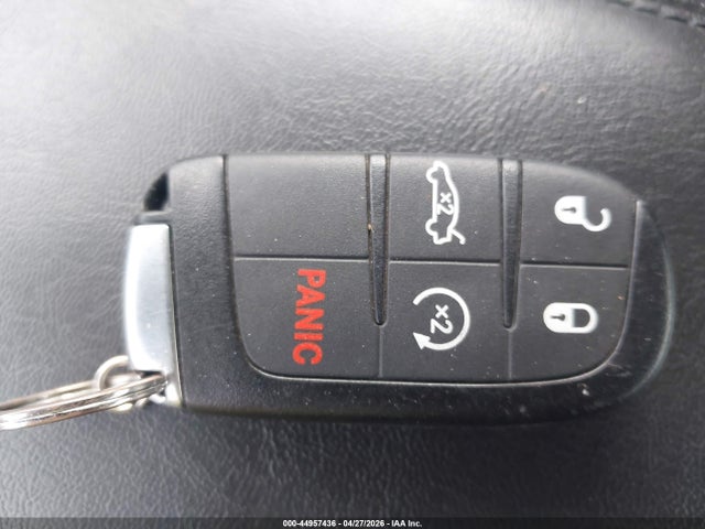 Продаж на аукціоні авто 2015 Chrysler 200 C, vin: 1C3CCCCG3FN524841, номер лоту: 44957436