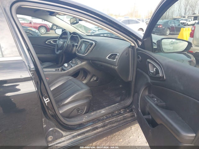 Продаж на аукціоні авто 2015 Chrysler 200 C, vin: 1C3CCCCG3FN524841, номер лоту: 44957436