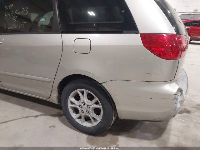 Продажа на аукционе авто 2006 Toyota Sienna Xle, vin: 5TDZA22C76S555542, номер лота: 44957480