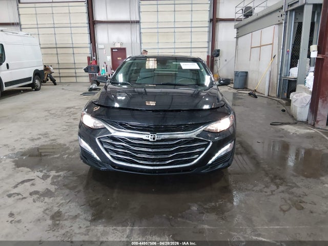 1G1ZD5ST3PF243706 Chevrolet Malibu Fwd 1lt