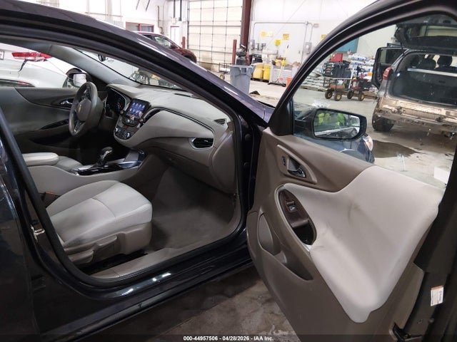 1G1ZD5ST3PF243706 Chevrolet Malibu Fwd 1lt