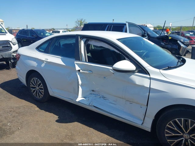 44957511 :رقم المزاد ، 3VWC57BU2MM011945 vin ، 2021 Volkswagen Jetta 1.4t R-line/1.4t S/1.4t Se مزاد بيع