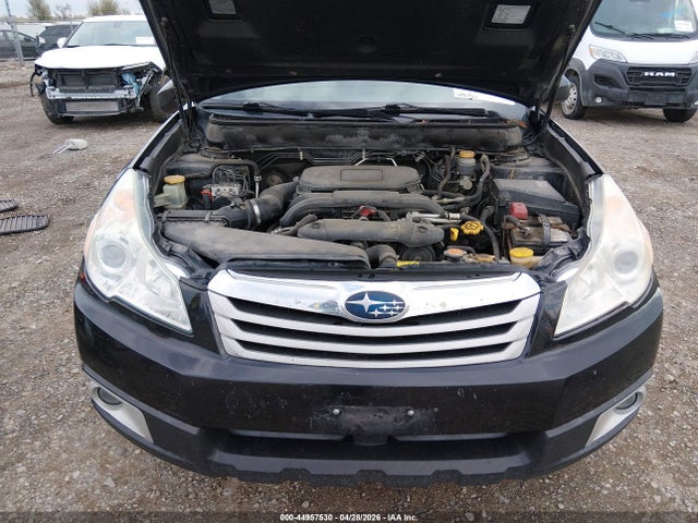 2010 Subaru Outback 2.5i Premium მანქანა იყიდება აუქციონზე, vin: 4S4BRBCC4A3362649, აუქციონის ნომერი: 44957530