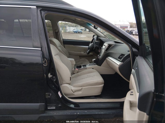 2010 Subaru Outback 2.5i Premium მანქანა იყიდება აუქციონზე, vin: 4S4BRBCC4A3362649, აუქციონის ნომერი: 44957530