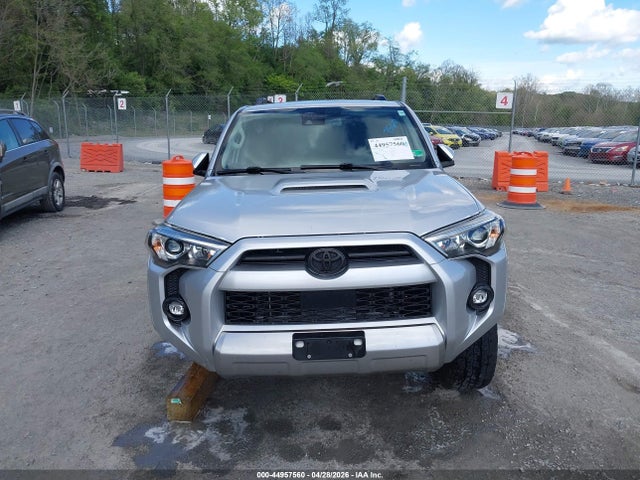 44957560 :رقم المزاد ، JTEPU5JR3M5919444 vin ، 2021 Toyota 4runner Trd Off Road مزاد بيع