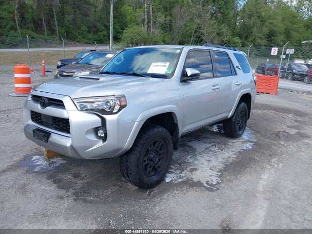 44957560 :رقم المزاد ، JTEPU5JR3M5919444 vin ، 2021 Toyota 4runner Trd Off Road مزاد بيع