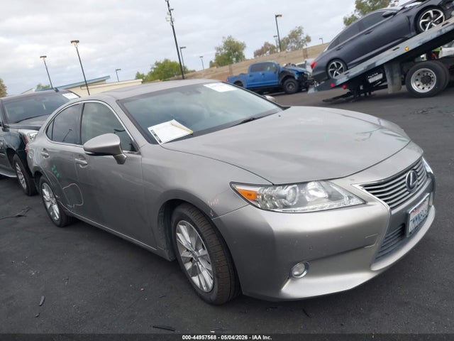 Aukcja sprzedaży 2015 Lexus Es 300h, vin: JTHBW1GG2F2100340, numer aukcji: 44957568