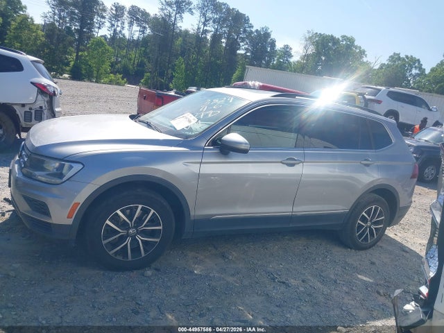 44957586 :رقم المزاد ، 3VV3B7AX0MM103824 vin ، 2021 Volkswagen Tiguan 2.0t Se/2.0t Se R-line Black/2.0t Sel مزاد بيع
