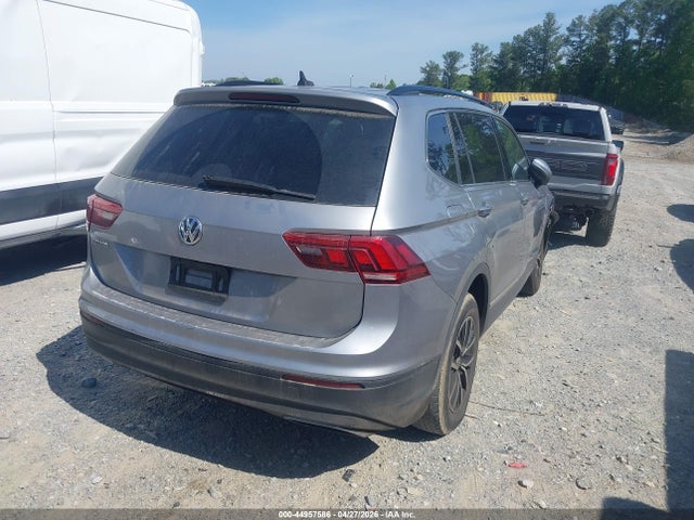 44957586 :رقم المزاد ، 3VV3B7AX0MM103824 vin ، 2021 Volkswagen Tiguan 2.0t Se/2.0t Se R-line Black/2.0t Sel مزاد بيع