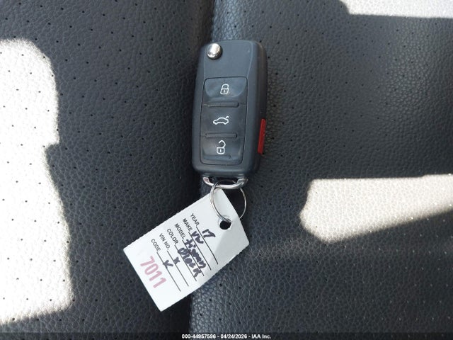 44957596 :رقم المزاد ، WVGSV7AX0HK025393 vin ، 2017 Volkswagen Tiguan 2.0t Wolfsburg Edition مزاد بيع