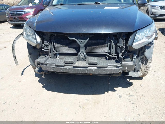 44957596 :رقم المزاد ، WVGSV7AX0HK025393 vin ، 2017 Volkswagen Tiguan 2.0t Wolfsburg Edition مزاد بيع