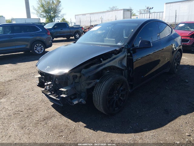 Продажа на аукционе авто 2021 Tesla Model Y Long Range Dual Motor All-wheel Drive, vin: 5YJYGDEE3MF193598, номер лота: 44957624
