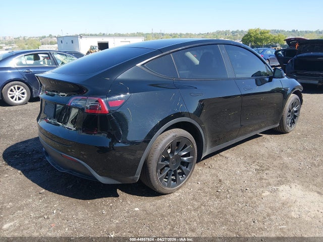 Продажа на аукционе авто 2021 Tesla Model Y Long Range Dual Motor All-wheel Drive, vin: 5YJYGDEE3MF193598, номер лота: 44957624