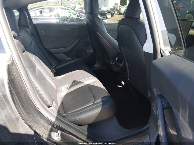 Продажа на аукционе авто 2021 Tesla Model Y Long Range Dual Motor All-wheel Drive, vin: 5YJYGDEE3MF193598, номер лота: 44957624