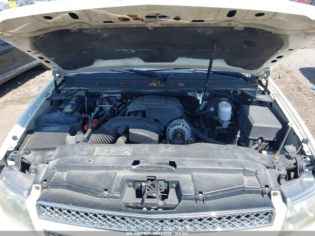 Продажа на аукционе авто 2009 Chevrolet Suburban 1500 Ltz, vin: 1GNFK36399R239117, номер лота: 44957627