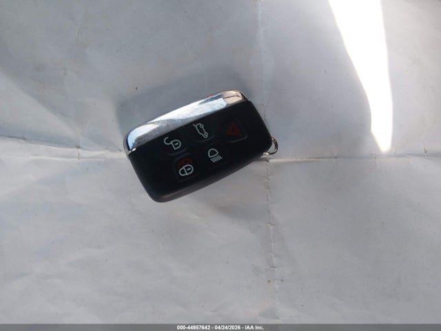 2016 Land Rover Lr4 მანქანა იყიდება აუქციონზე, vin: SALAC2V69GA841994, აუქციონის ნომერი: 44957642