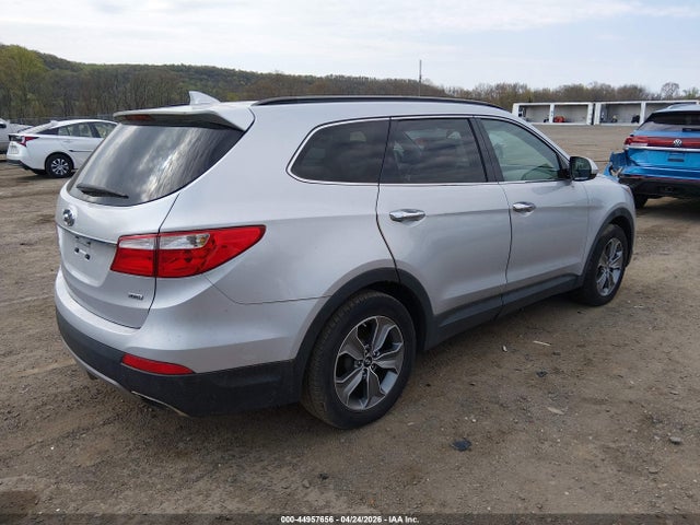 Продаж на аукціоні авто 2015 Hyundai Santa Fe Gls, vin: KM8SMDHF1FU124837, номер лоту: 44957656