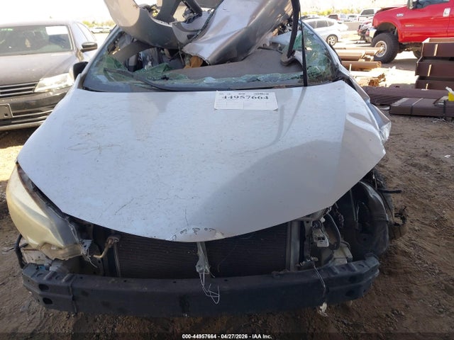 5YFBURHE3FP253233 Toyota Corolla Le Plus