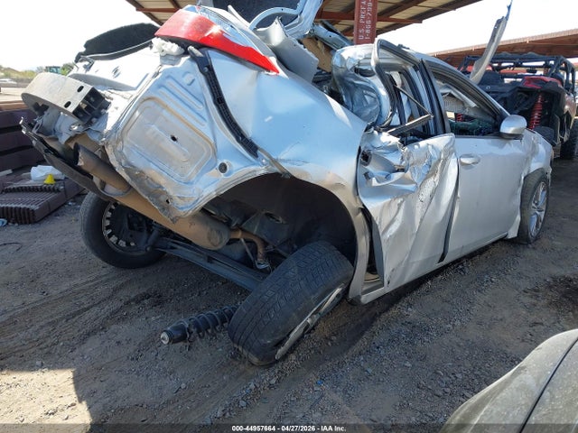 5YFBURHE3FP253233 Toyota Corolla Le Plus