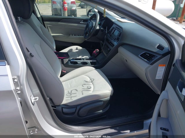 Aukcja sprzedaży 2016 Hyundai Sonata Hybrid Se, vin: KMHE24L15GA036536, numer aukcji: 44957676