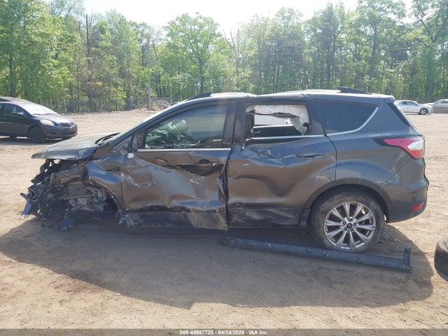 Продажа на аукционе авто 2017 Ford Escape Titanium, vin: 1FMCU9J91HUE70606, номер лота: 44957725