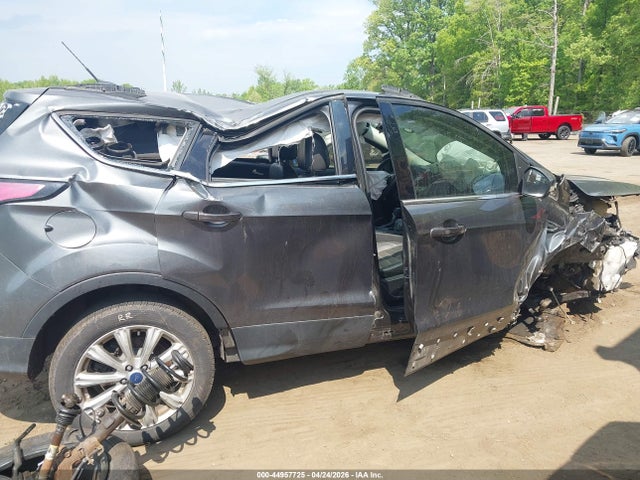 Продажа на аукционе авто 2017 Ford Escape Titanium, vin: 1FMCU9J91HUE70606, номер лота: 44957725