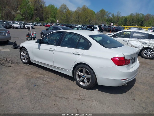 Продаж на аукціоні авто 2015 Bmw 320i Xdrive, vin: WBA3C3G57FNS73162, номер лоту: 44957739