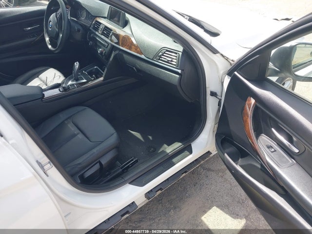 Продаж на аукціоні авто 2015 Bmw 320i Xdrive, vin: WBA3C3G57FNS73162, номер лоту: 44957739