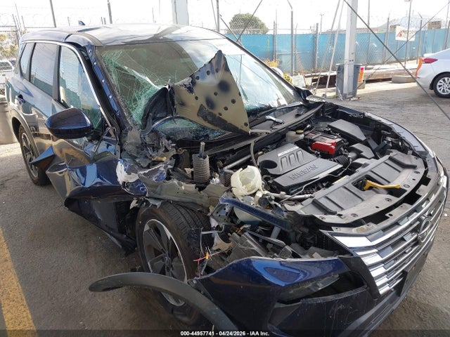 5N1BT3BB8RC714319 Nissan Rogue Sv Intelligent Awd