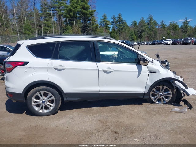 Ford ESCAPE SE 2018 1FMCU9GD7JUC20269 Image 13
