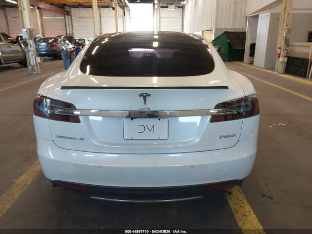 Tesla Model S 85d/p85d 2015 5YJSA1H4XFF093414 Image 17