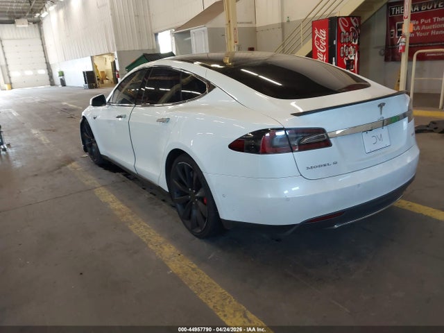 Tesla Model S 85d/p85d 2015 5YJSA1H4XFF093414 Image 3