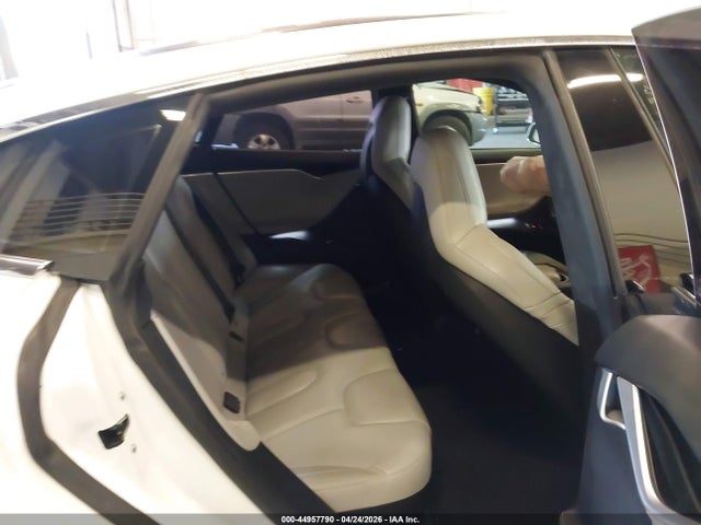 Tesla Model S 85d/p85d 2015 5YJSA1H4XFF093414 Image 8