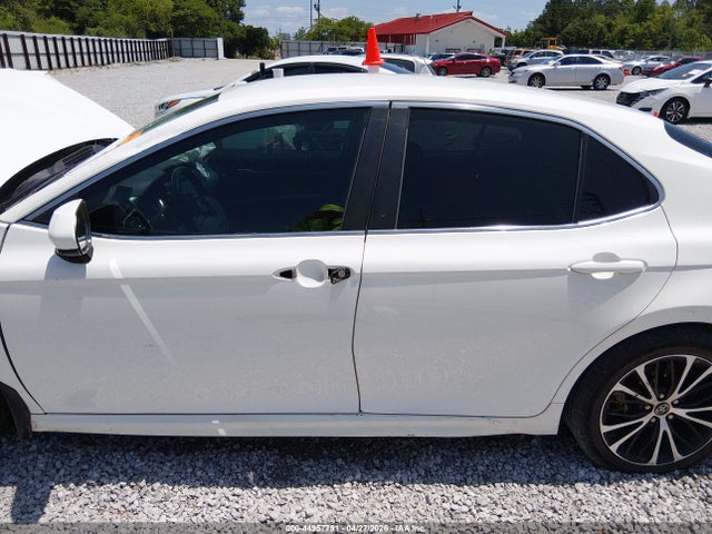 Aukcja sprzedaży 2018 Toyota Camry Se, vin: 4T1B11HK5JU605722, numer aukcji: 44957791