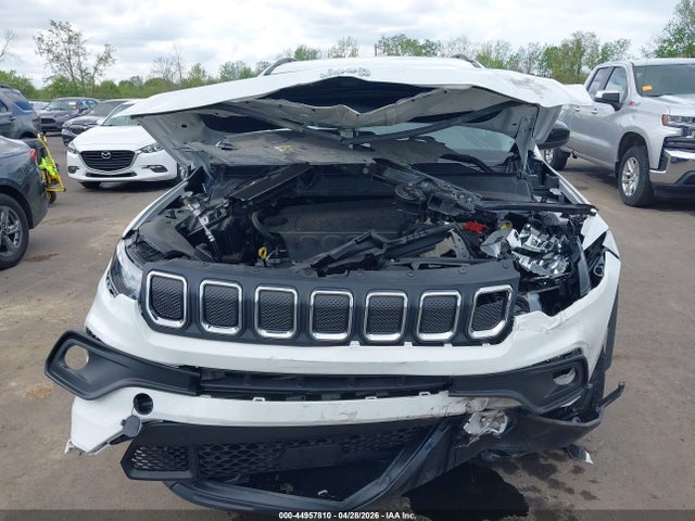 2022 Jeep Compass Latitude Lux 4x4 მანქანა იყიდება აუქციონზე, vin: 3C4NJDFB2NT173337, აუქციონის ნომერი: 44957810