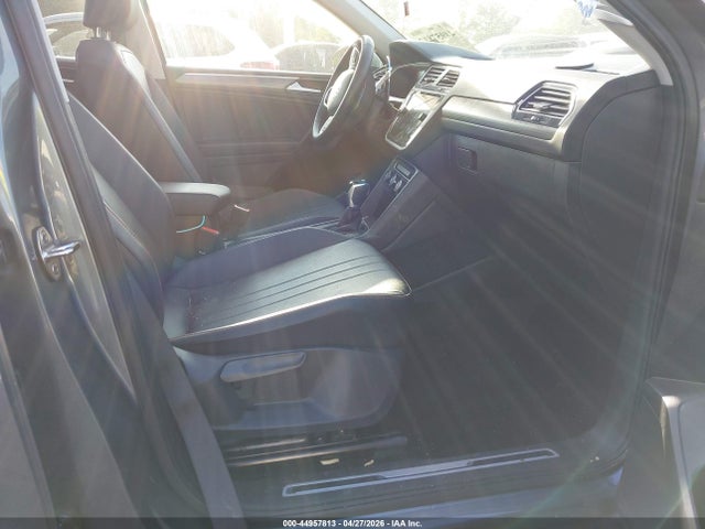 Aukcja sprzedaży 2024 Volkswagen Tiguan 2.0t Wolfsburg Edition, vin: 3VVTB7AX6RM221240, numer aukcji: 44957813