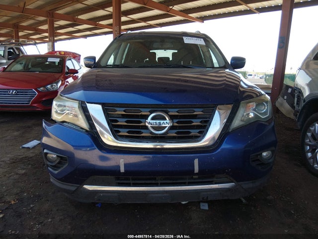 Продажа на аукционе авто 2017 Nissan Pathfinder Sv, vin: 5N1DR2MN8HC665405, номер лота: 44957814