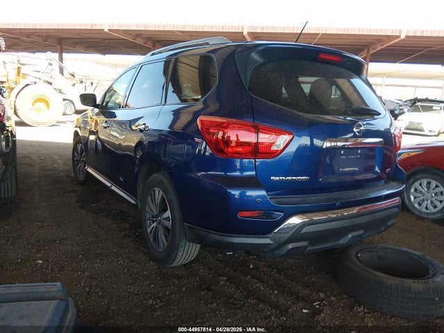 Продажа на аукционе авто 2017 Nissan Pathfinder Sv, vin: 5N1DR2MN8HC665405, номер лота: 44957814
