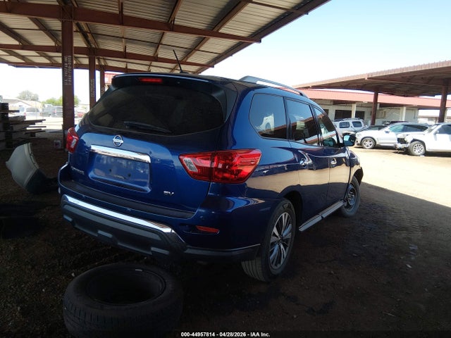 Продажа на аукционе авто 2017 Nissan Pathfinder Sv, vin: 5N1DR2MN8HC665405, номер лота: 44957814