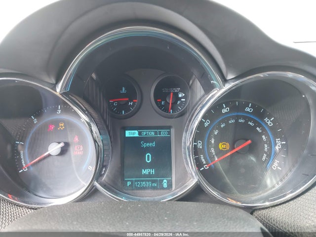 1G1P75SZ8E7396415 Chevrolet Cruze Diesel
