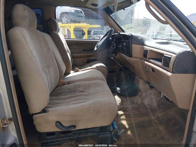 1997 Dodge Ram 1500 St მანქანა იყიდება აუქციონზე, vin: 1B7HF13Y0VJ622348, აუქციონის ნომერი: 44957821