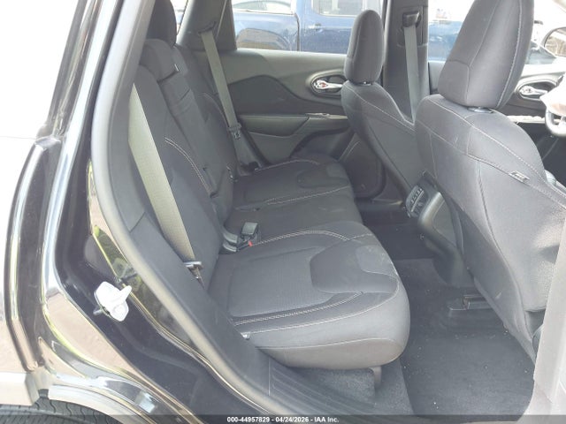 Продаж на аукціоні авто 2015 Jeep Cherokee Latitude, vin: 1C4PJMCS7FW614159, номер лоту: 44957829