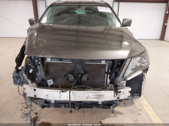 Продажа на аукционе авто 2020 Nissan Pathfinder Sl 4wd, vin: 5N1DR2CMXLC612920, номер лота: 44957852